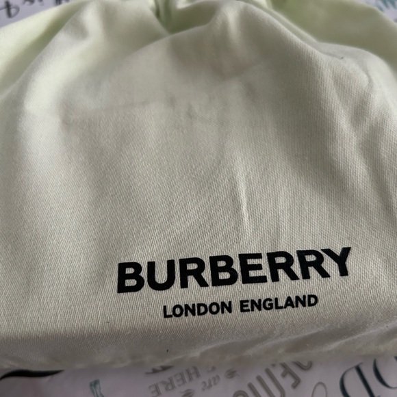 Burberry Checkered Bag in Tan and Black - Picture 1 of 7